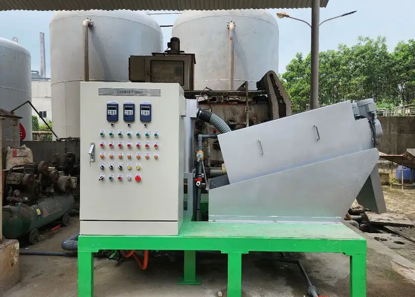 โครงการเครื่องรีดตะกอนแบบสกรู – จังหวัดไทเหงียน